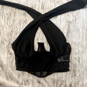 Women’s top with tie behind neck